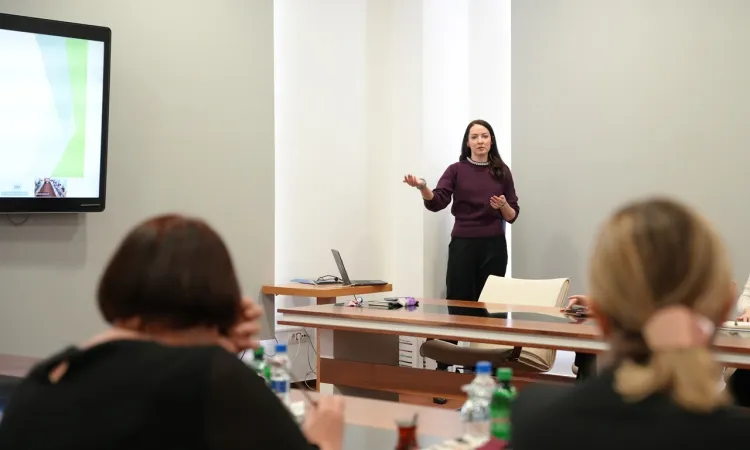 FENS İlk Danışma Kurulu Toplantısını Gerçekleştirdi