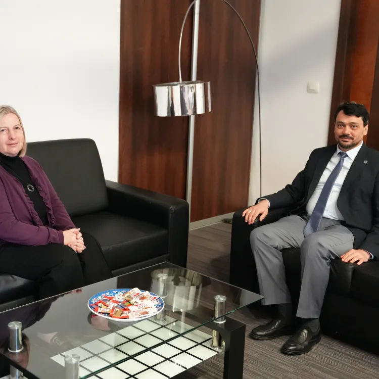 Minister Bošković Visits International University of Sarajevo